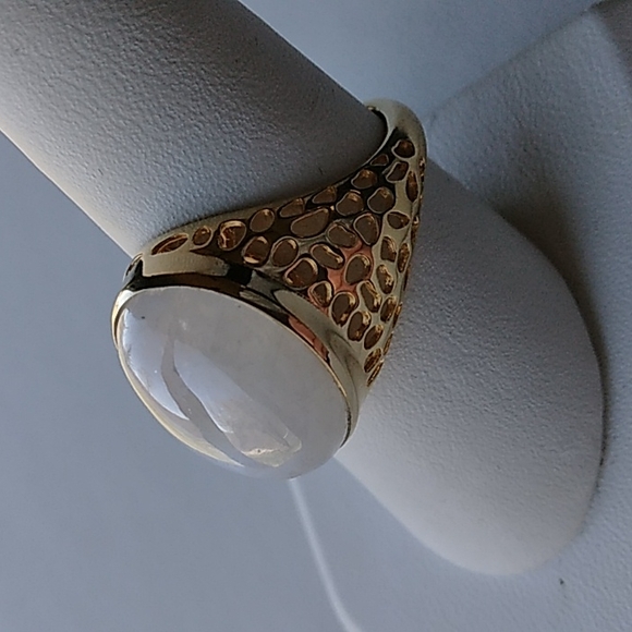 YG Moonstone Ring - Picture 2 of 9